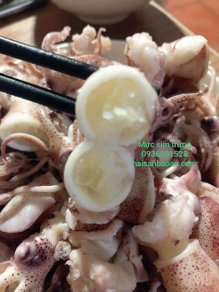 Mực sim trứng hấp