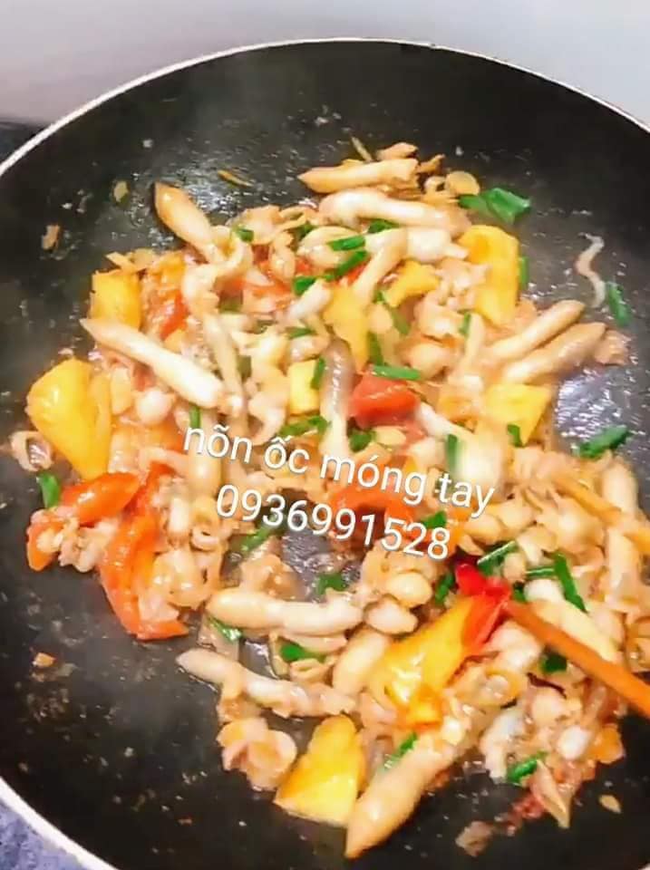 Xào ốc móng tay