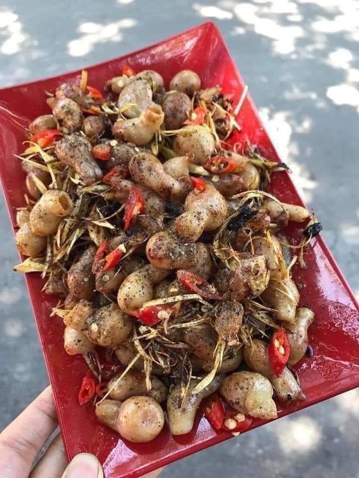 Bao tử cá xào sả ớt