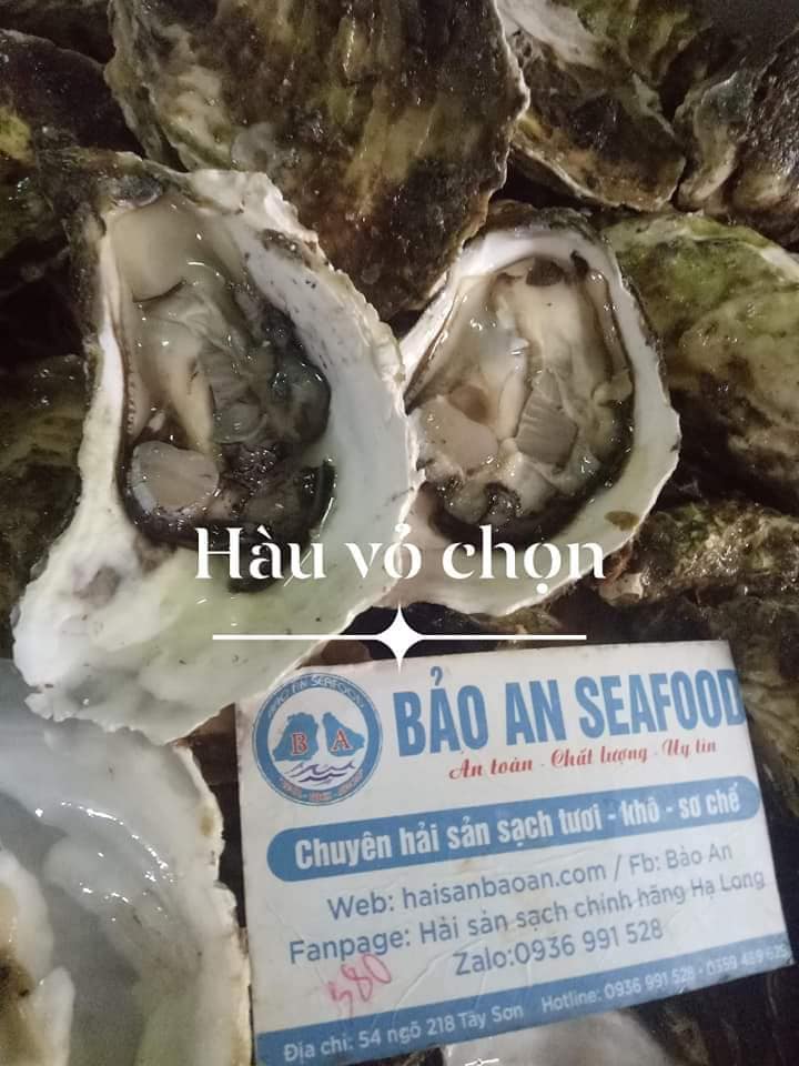 Hàu đã tách xong chuẩn bị cho lên nướng